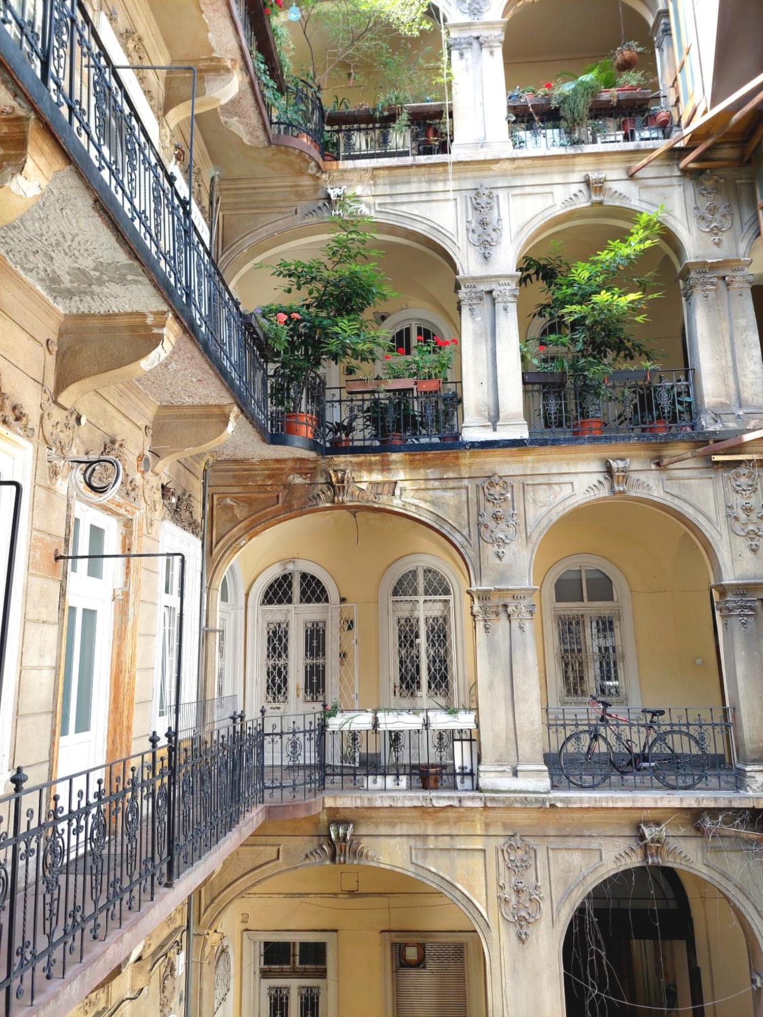 Stanka's Close To Opera Apartment Budapest